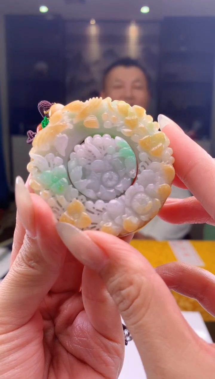 【闪购商品】定制翡翠未镶嵌挂件发货（拍一发一）