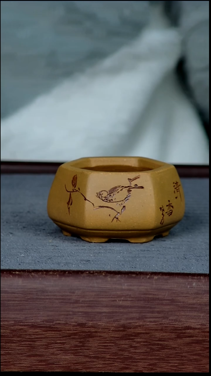 紫砂花盆5.5*4.5*3.5内径尺寸