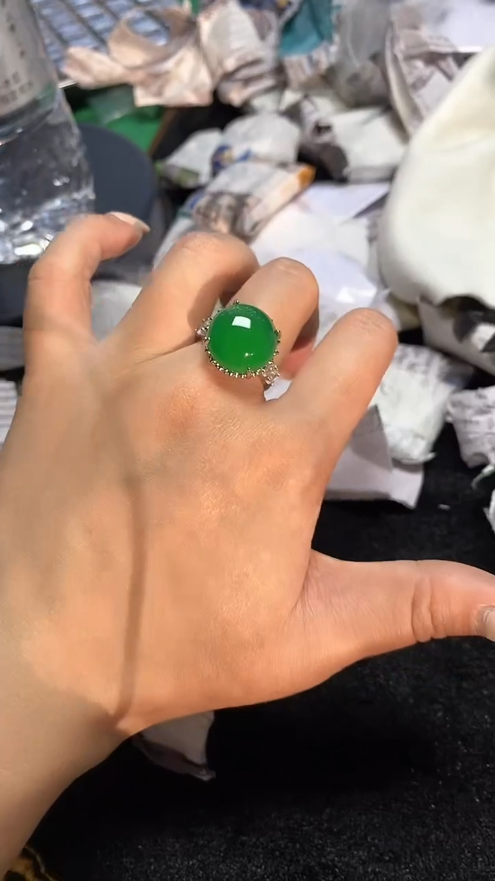 满色吊坠 所见即所得！！