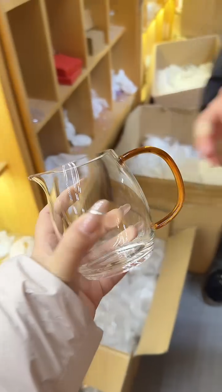 琥珀诚然公道杯 