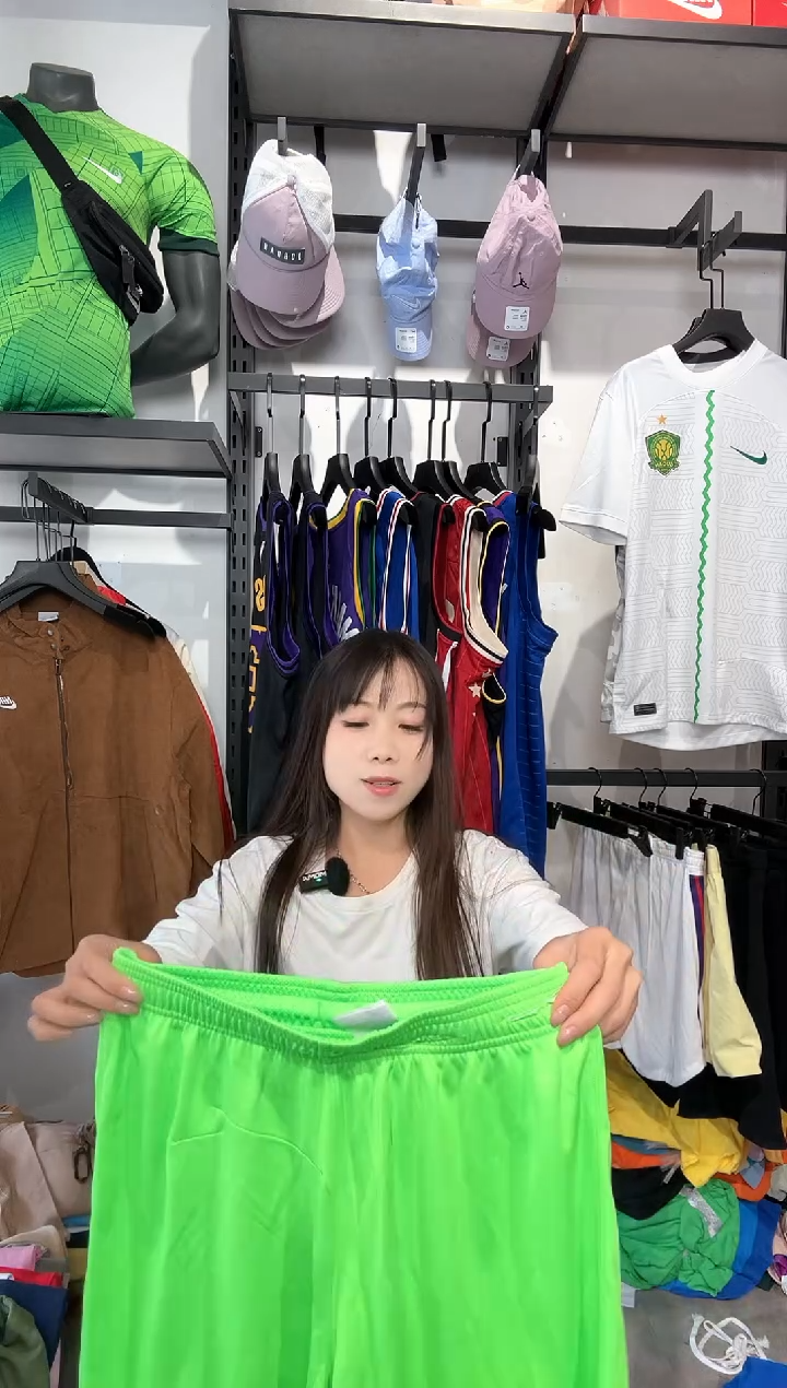 1179编码 瑕疵款以直播间过款为准 尺码175