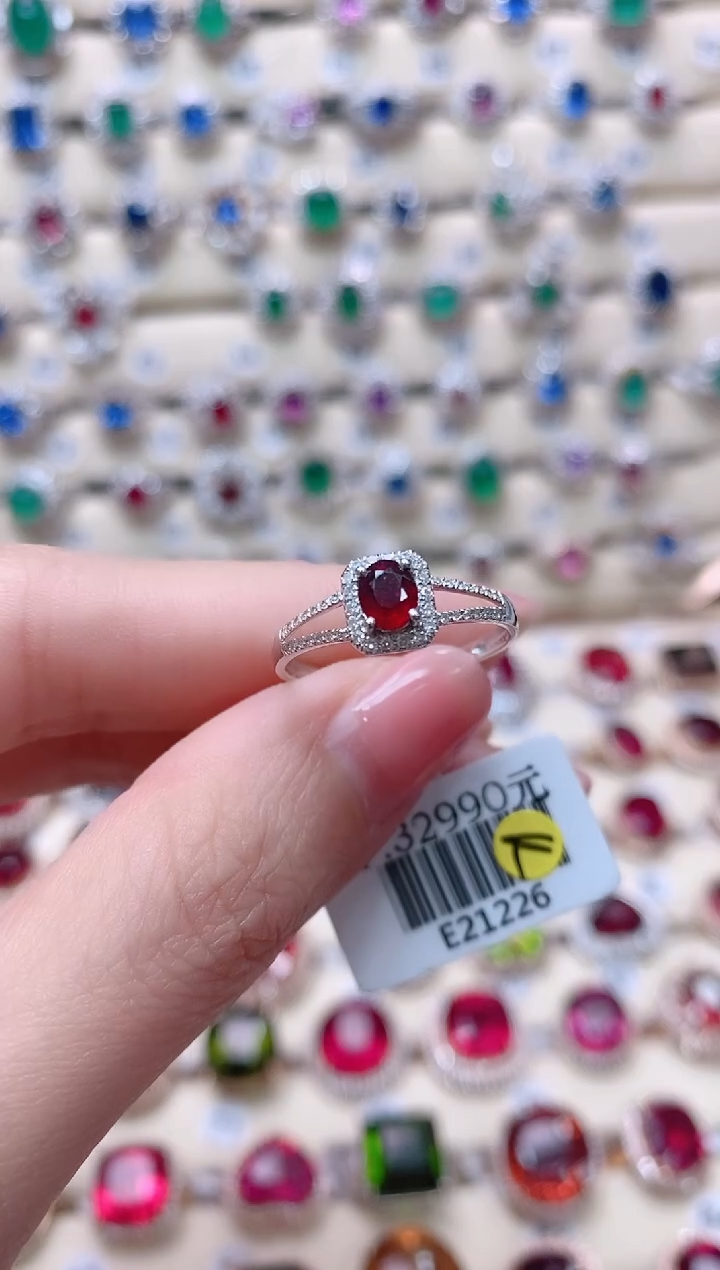 【闪购商品】红宝石18K金戒指18K金镶嵌1