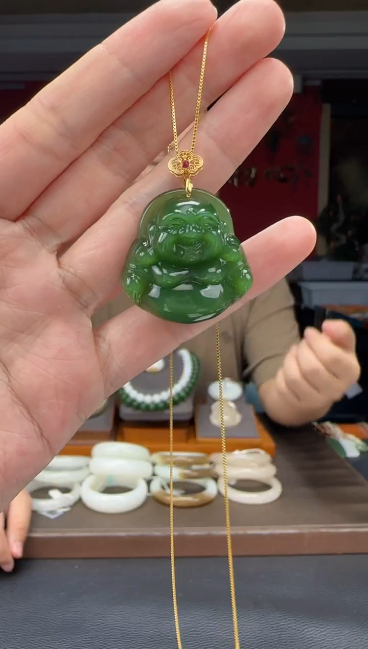 和田玉18K金镶嵌颈饰碧玉猫佛公