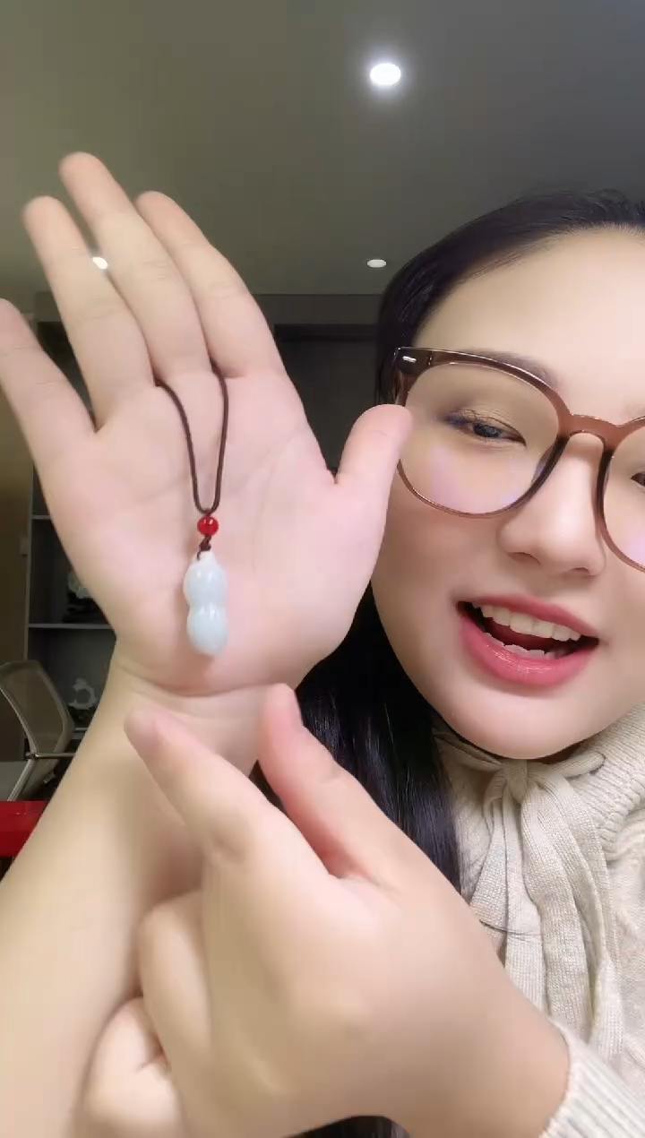 【闪购商品】翡翠吊坠(不含链)未镶嵌天然A货翡翠