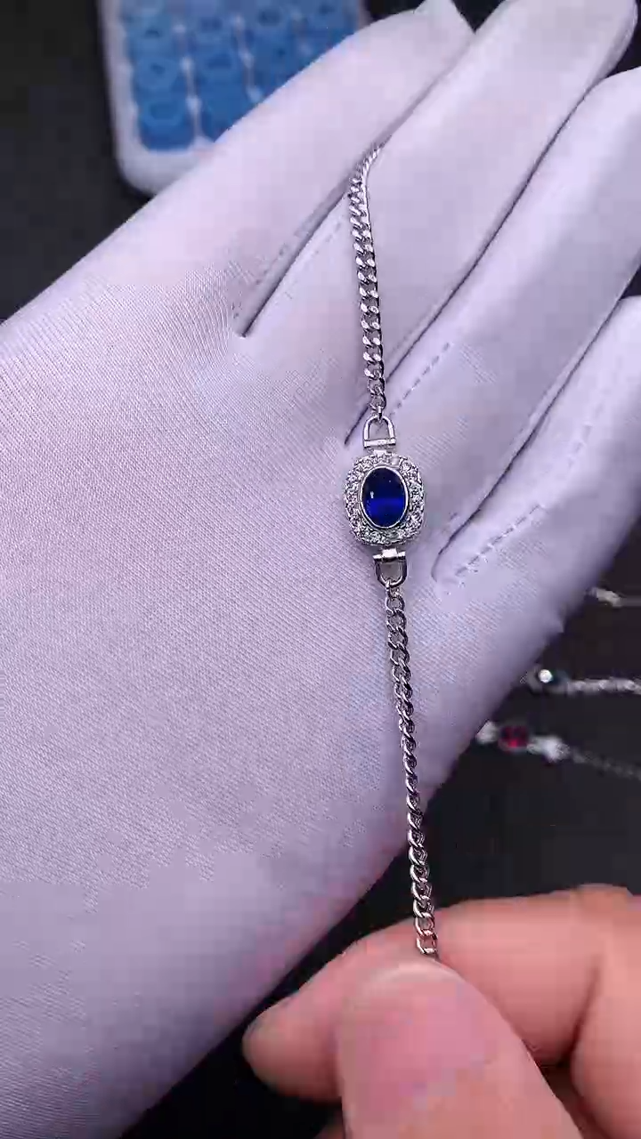 【闪购商品】蓝宝石手链银S925镶嵌.......