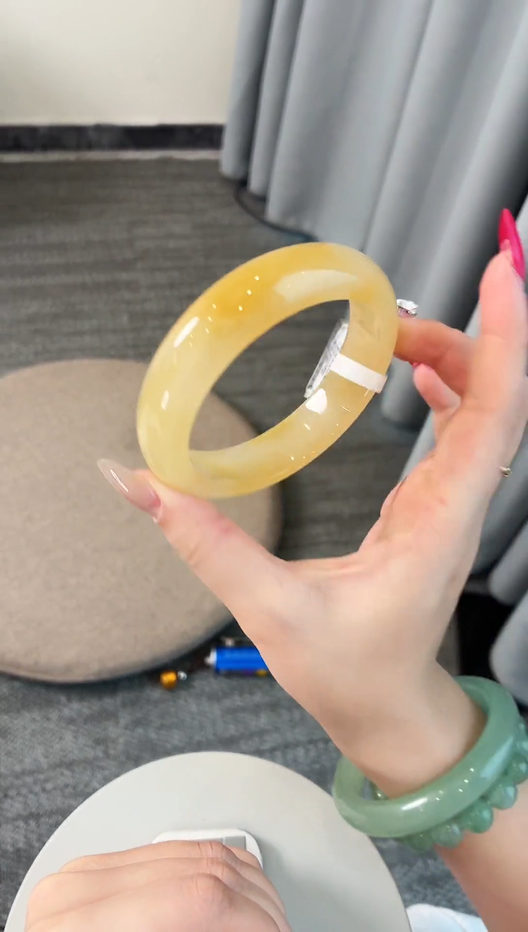 未镶嵌手镯石英质玉38.