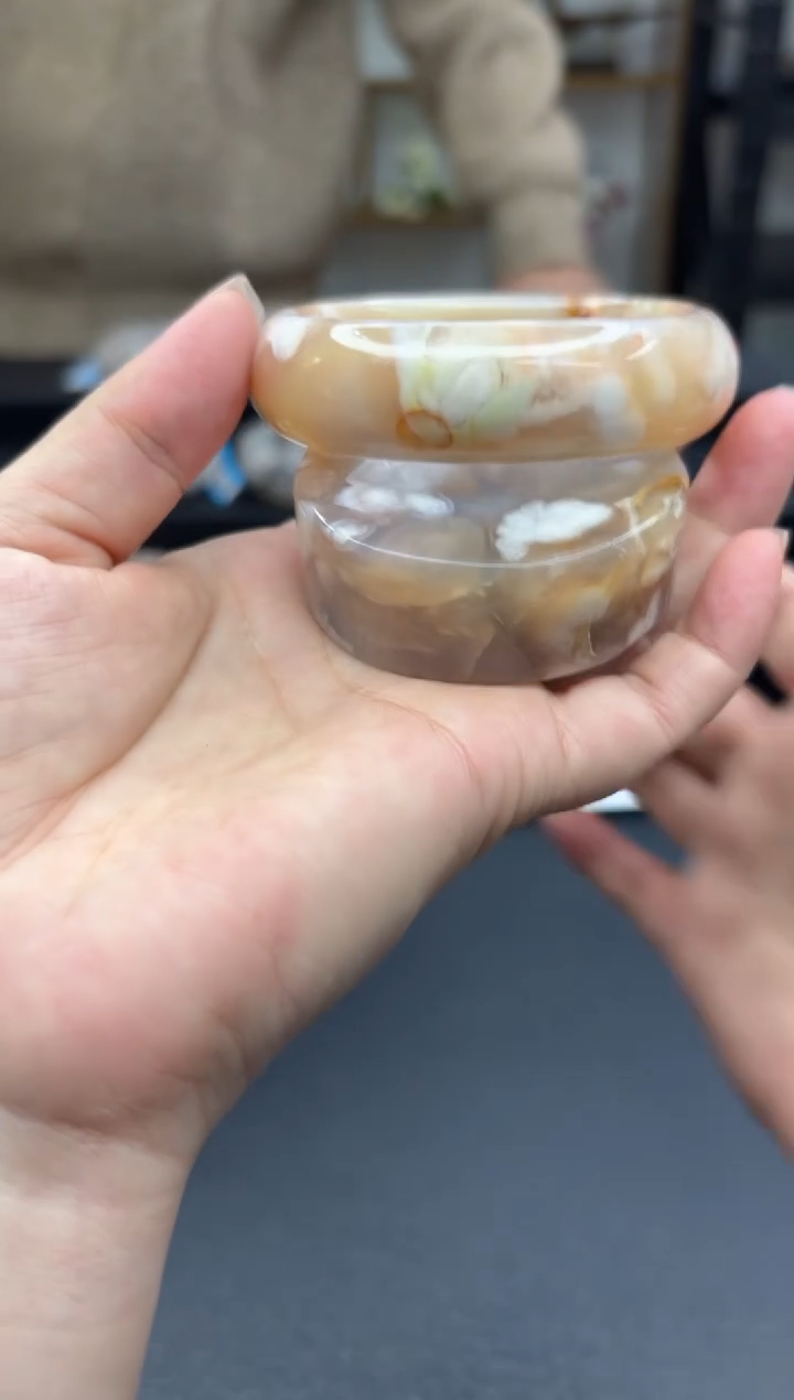 【闪购商品】石英质玉手镯未镶嵌C535(56圈赠送镯心)