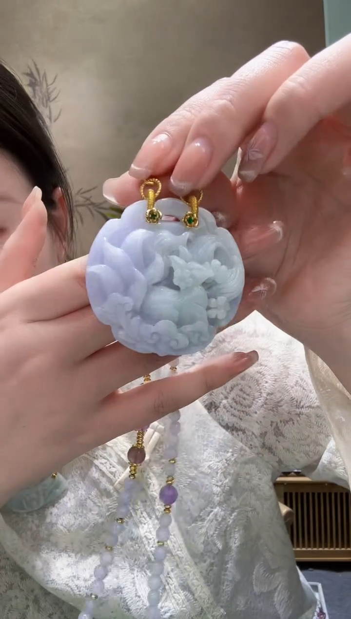 【闪购商品】翡翠未镶嵌颈饰吊坠