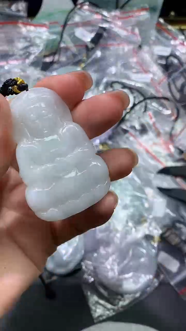 颈饰未镶嵌翡翠111