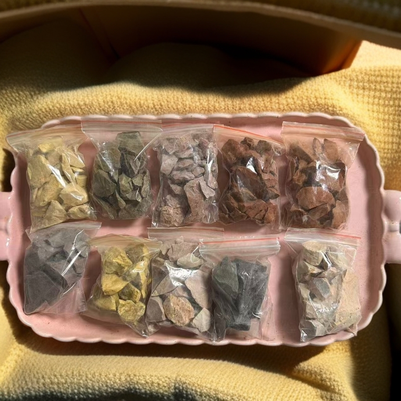 独立包装一公斤混装碎土那拉提碎土（是碎土碎土碎土红土）