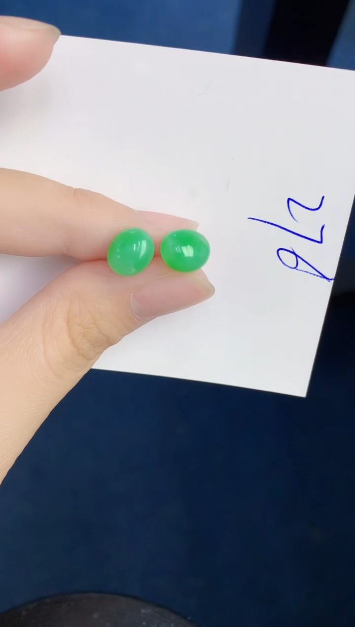 翡翠18K金镶嵌颈饰0000000000