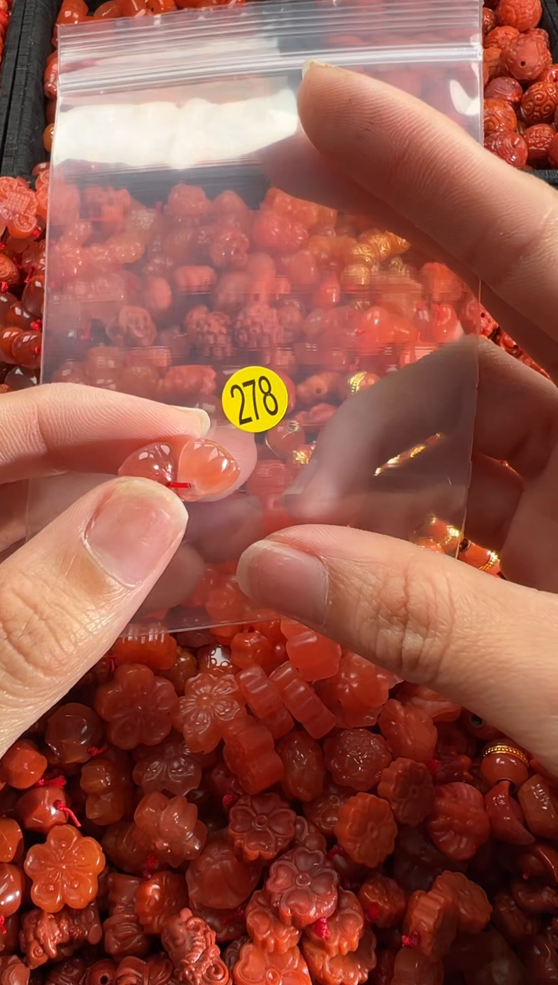 【闪购商品】南红玛瑙颈饰未镶嵌1