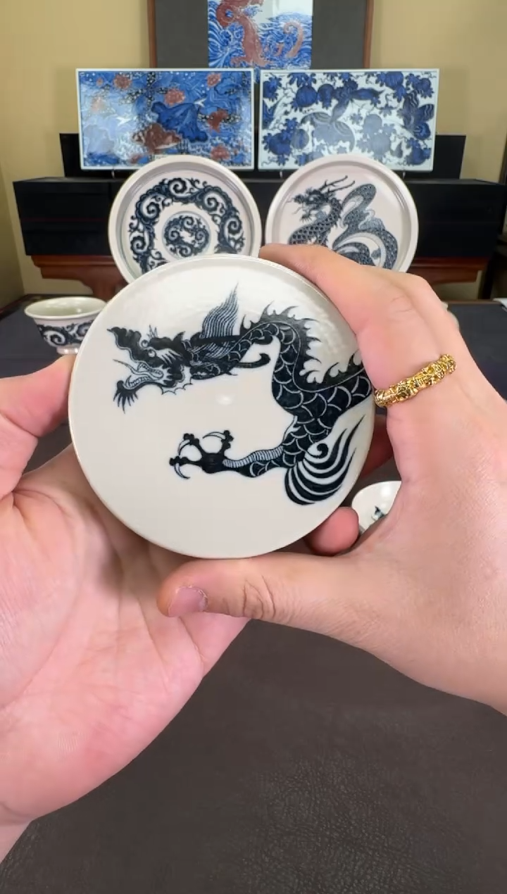 【闪购商品】二号釉过肩龙纹盖置