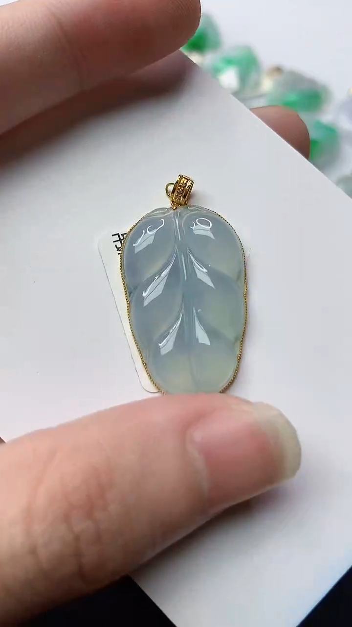 【闪购商品】翡翠颈饰18K金镶嵌73..........