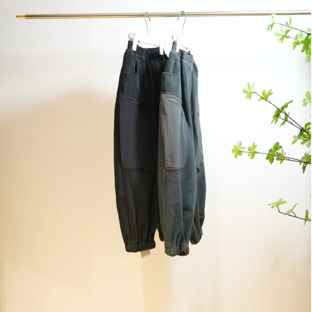 3-572-一款两色儿童秋冬贴布口袋摇粒绒休闲裤J