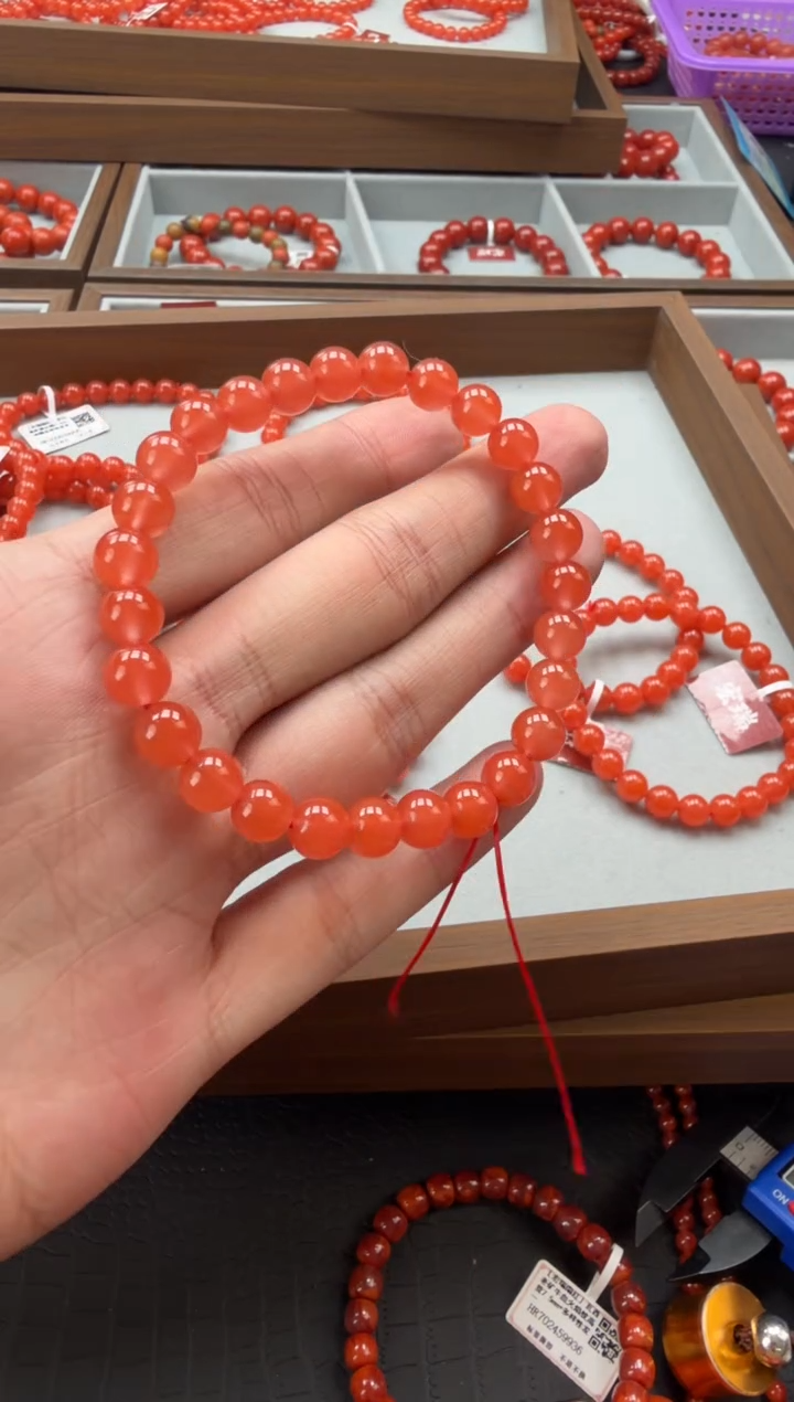 未镶嵌手链南红玛瑙新品