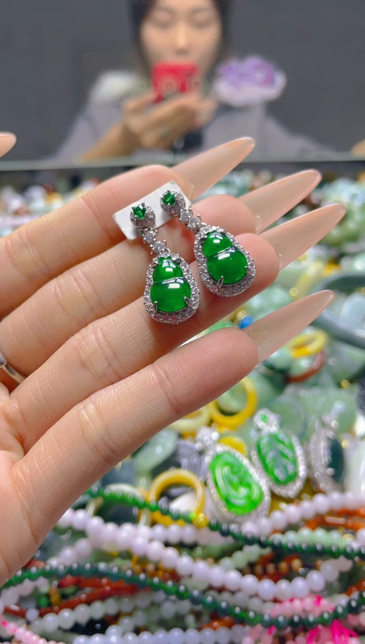 颈饰未镶嵌翡翠/N/翡翠A货，一件也是批发价