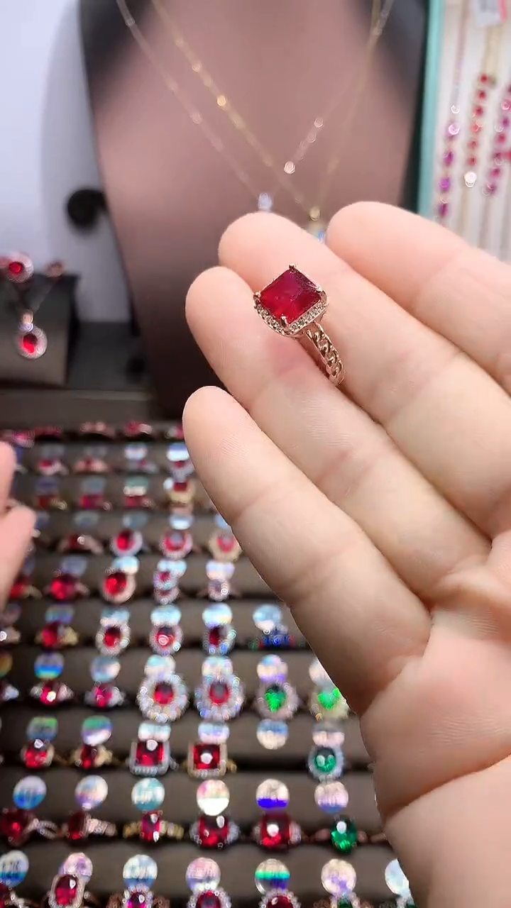 【闪购商品】红宝石戒指银S925镶嵌玫瑰金8