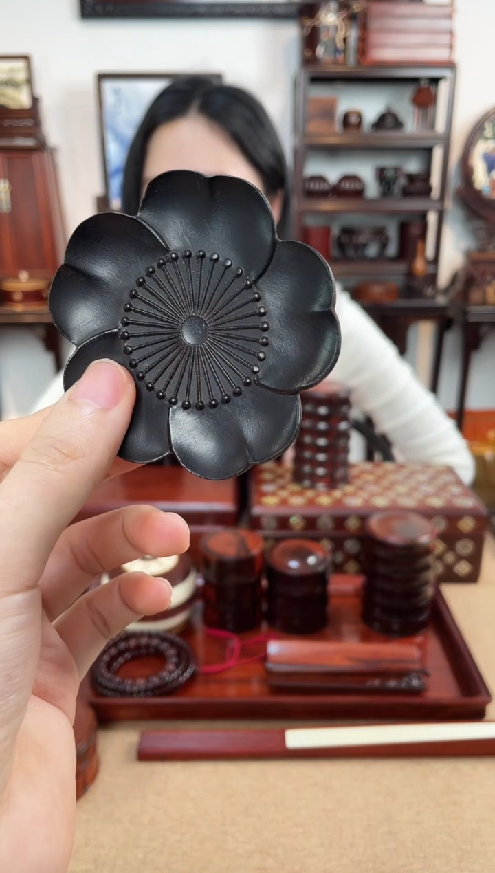 黑酸枝木类成套家具杯垫