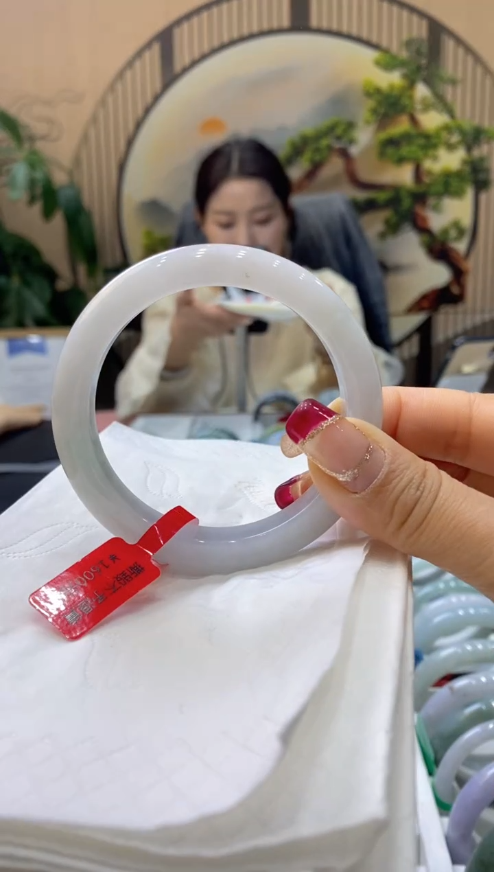 【闪购商品】翡翠手镯未镶嵌99900755