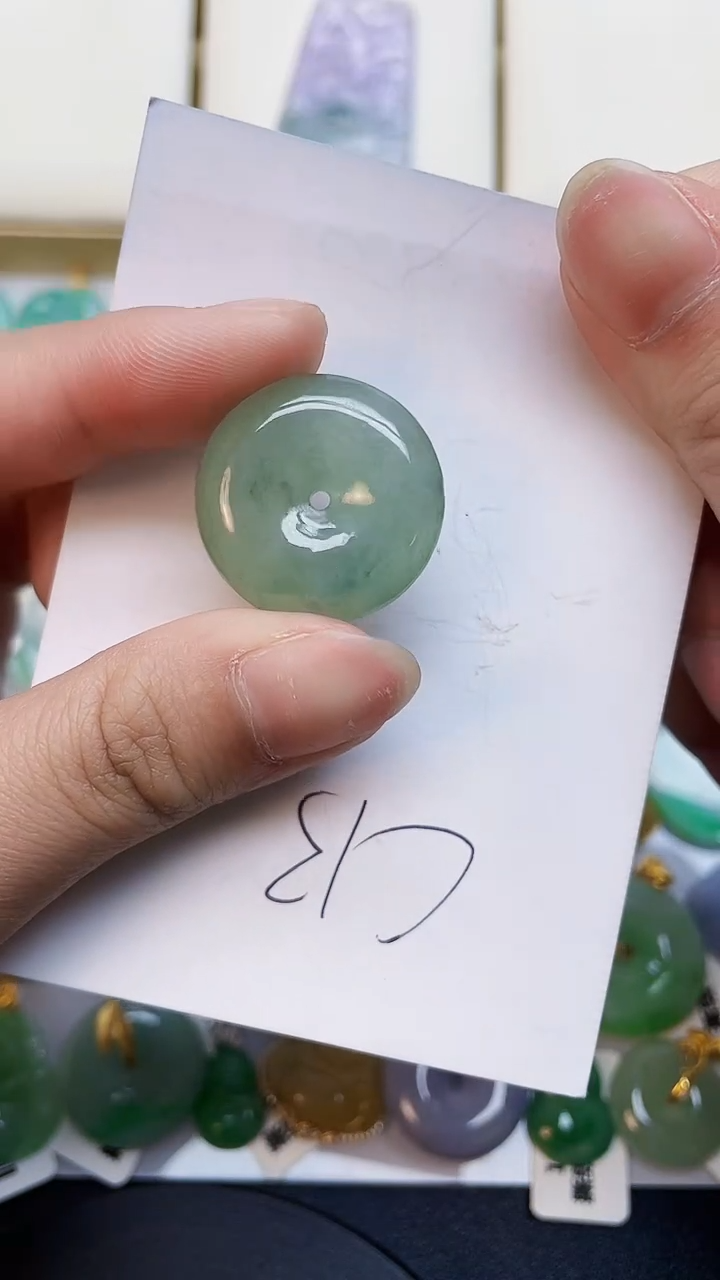 翡翠未镶嵌颈饰00000000000