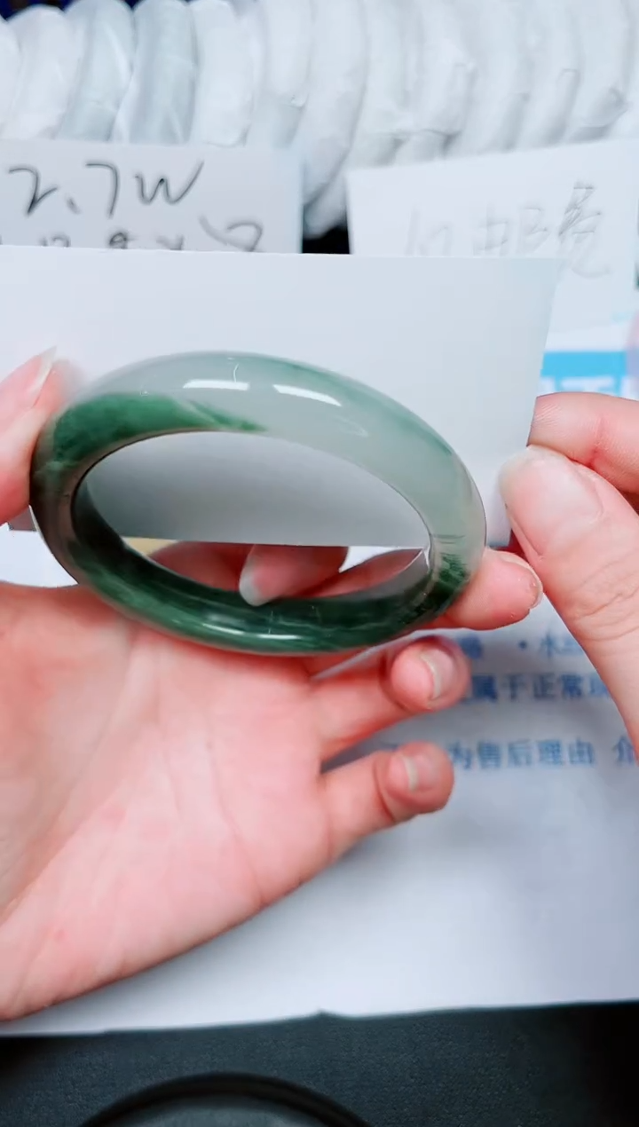 【闪购商品】石英质玉手镯未镶嵌多样性208