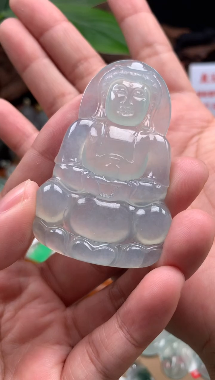 【闪购商品】翡翠颈饰18K金镶嵌观音