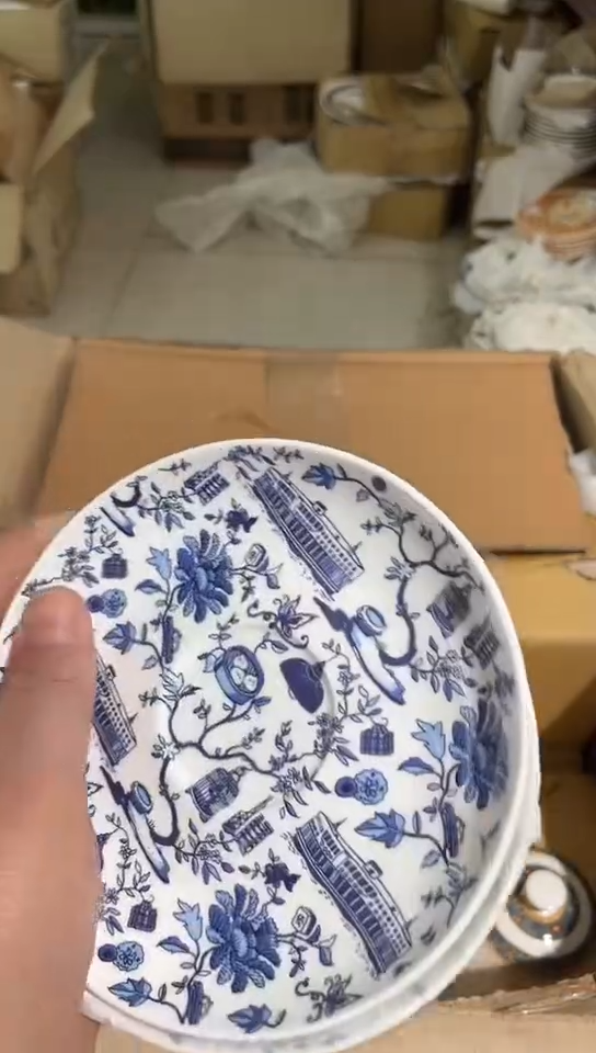 瓷隆达骨瓷小碟子2个