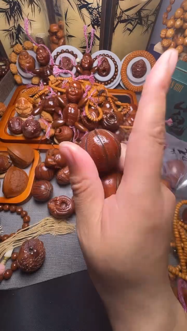 手串橄榄核篮球一对