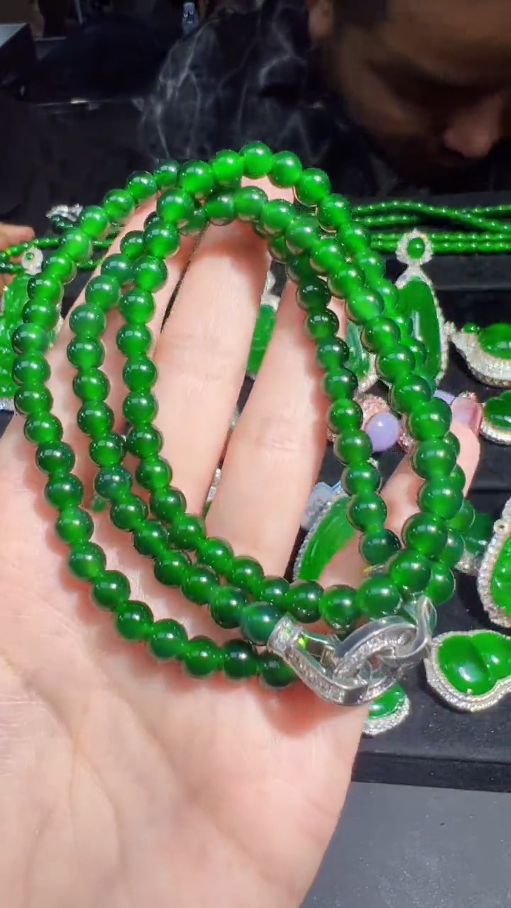 【闪购商品】定制翡翠未镶嵌珠链1