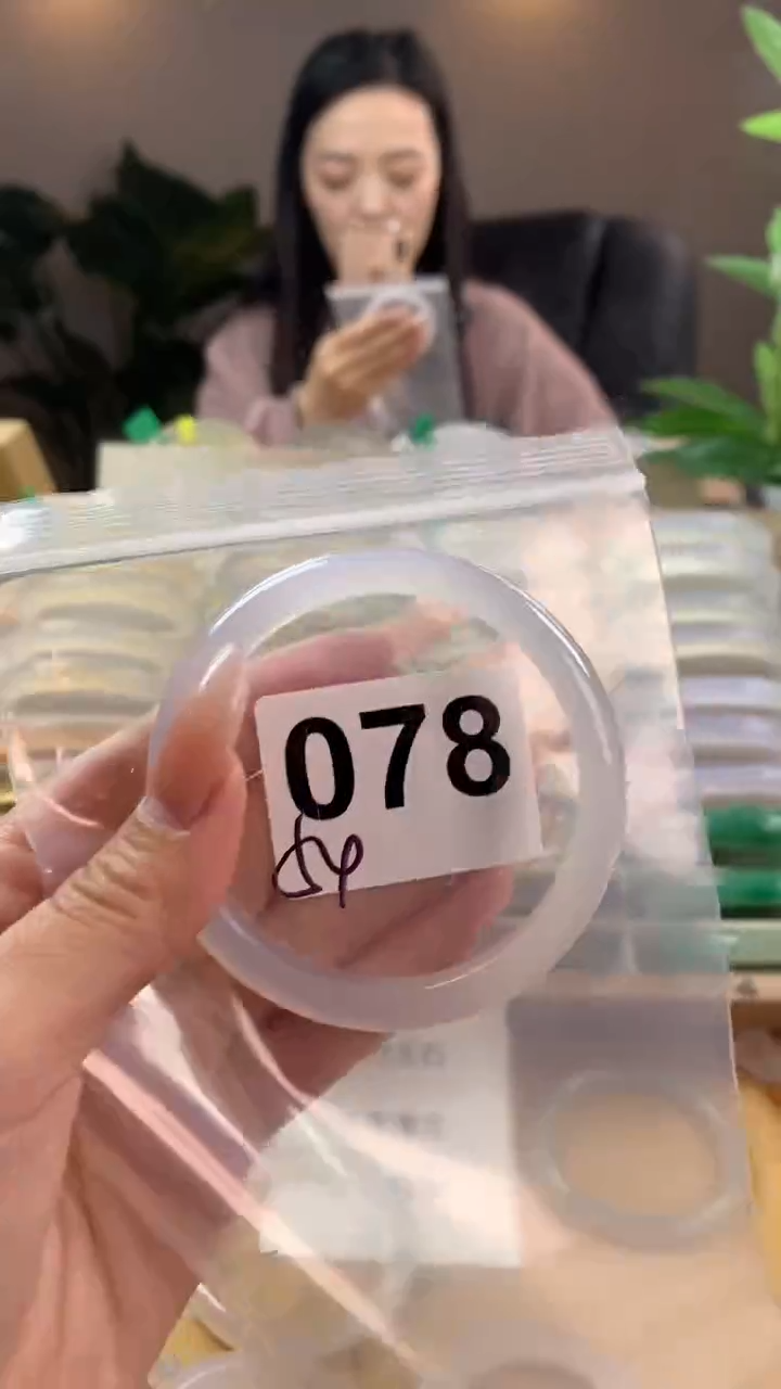 【闪购商品】玛瑙/玉髓手镯未镶嵌078