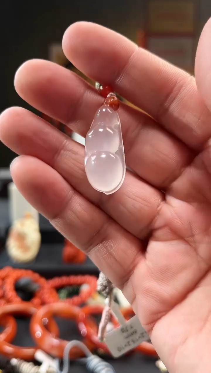 【闪购商品】南红玛瑙颈饰未镶嵌吊坠