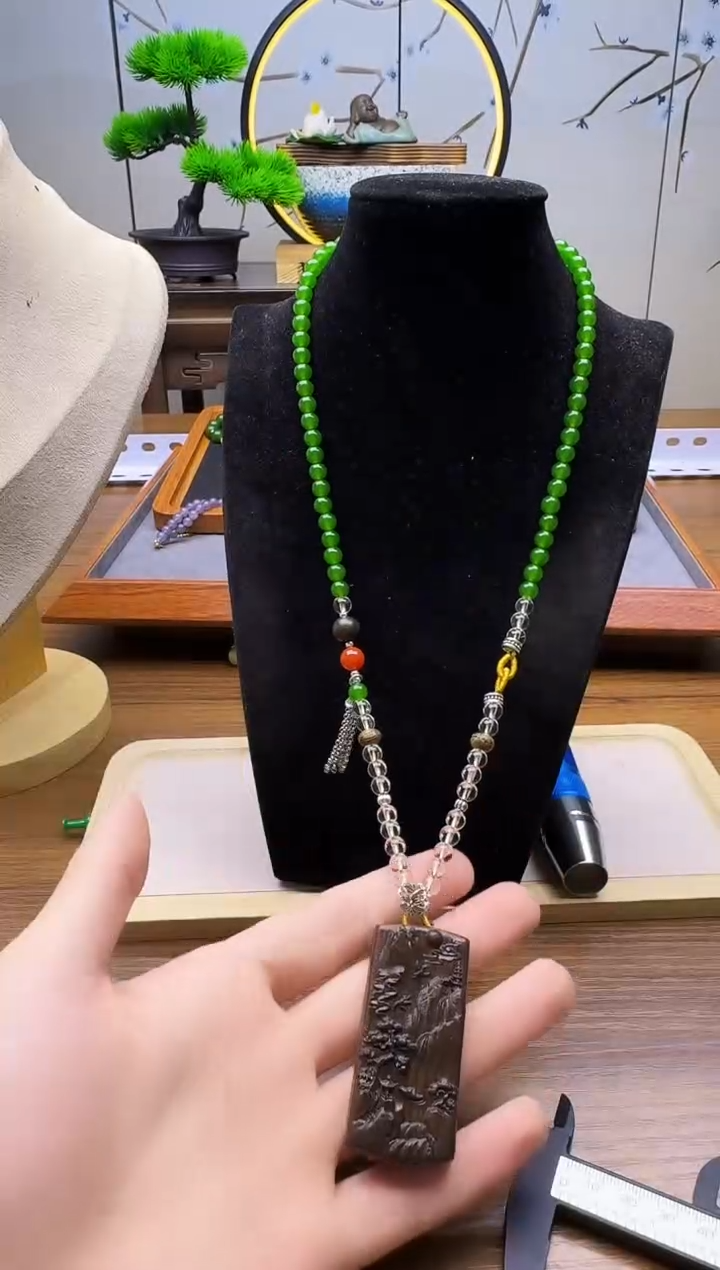 和田玉14K金镶嵌颈饰X12         