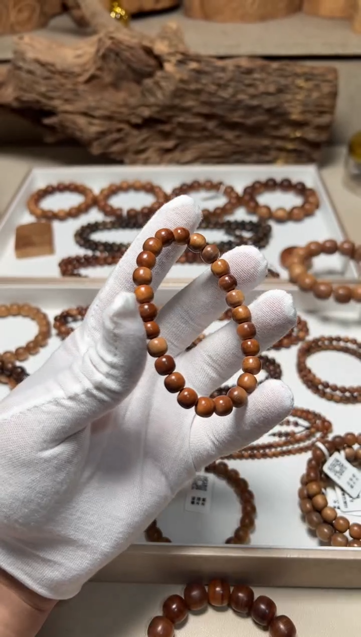 檀香木手串/手链沉水微微瑕疵7/8横纹黑肉