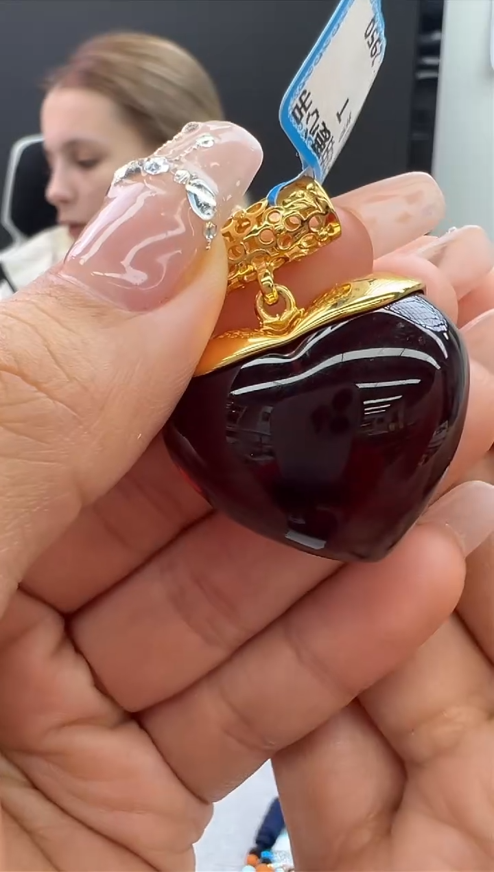 【闪购商品】琥珀颈饰银S925镶嵌596秒拍号