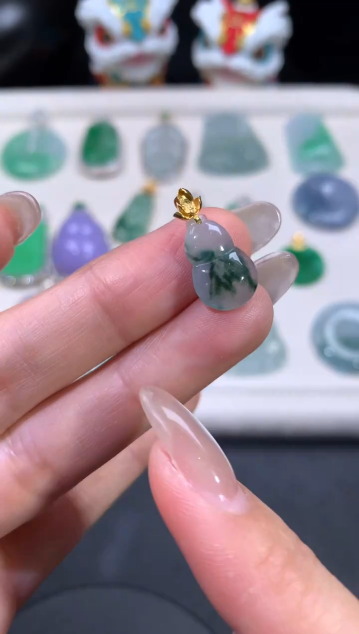 吊坠(不含链)18K金镶嵌翡翠翡翠