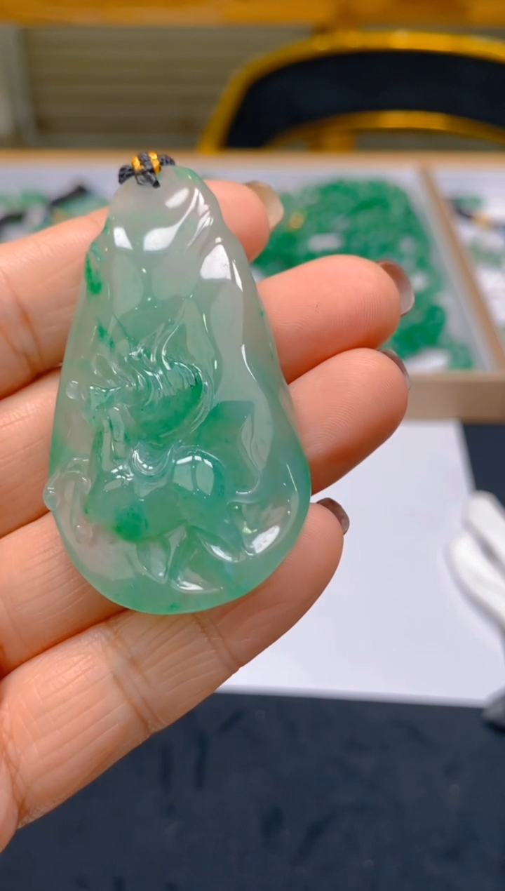 【闪购商品】石英质玉颈饰未镶嵌冰美人非洲翠076