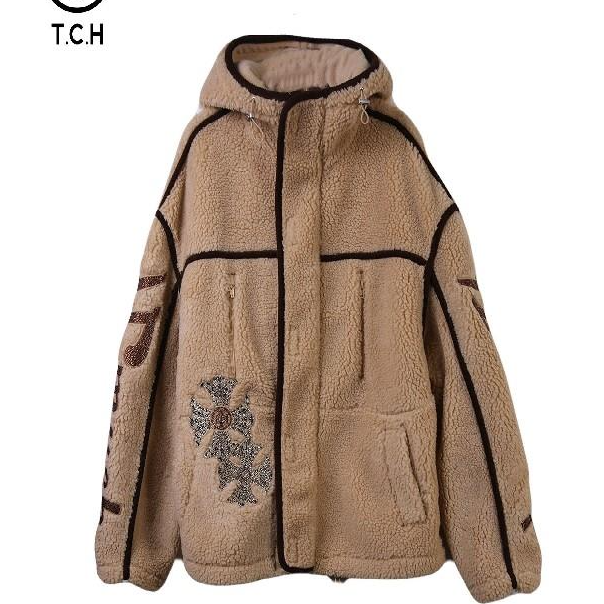 TCH服饰店播-潮牌字母小熊棕色加厚保暖外套女T72D056021