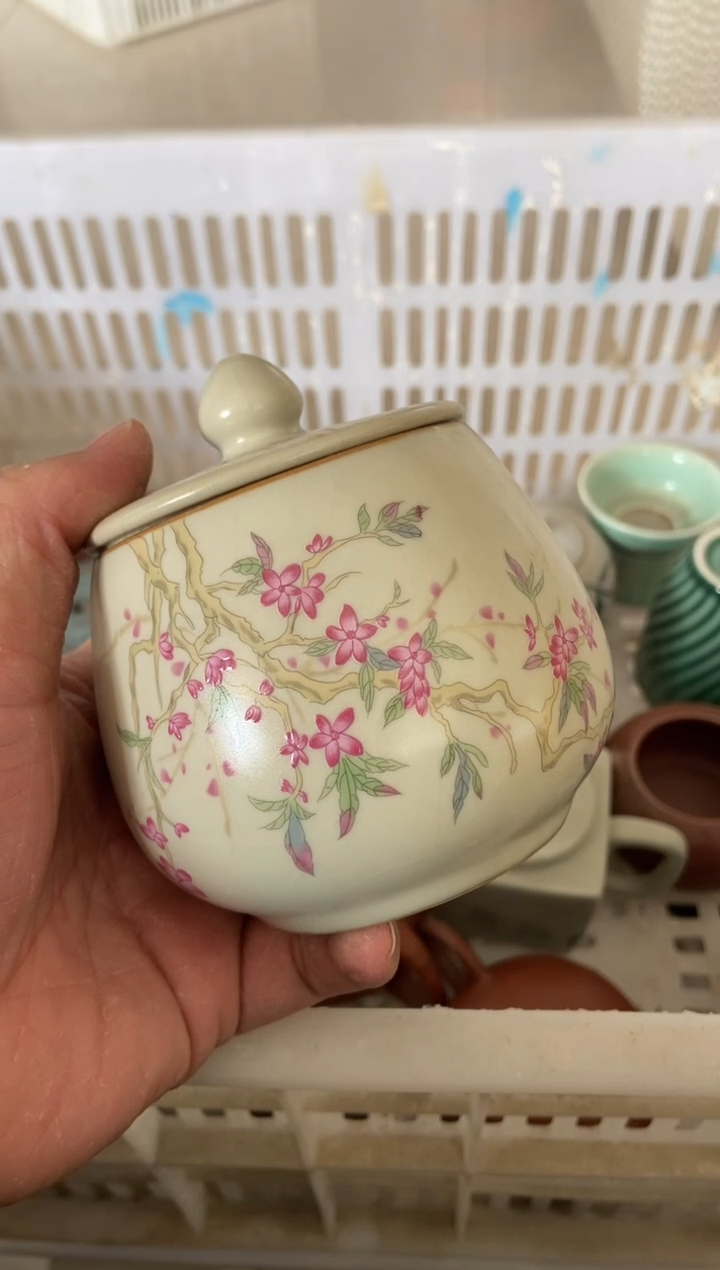 杯子瓷无运费险有瑕疵的摄影的产品有使用过的痕迹有点脏介意勿拍