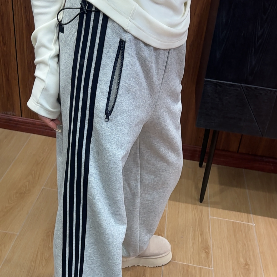 kokokaaran/可可咔伦“珊瑚绒校服裤”侧边条纹柔软休闲裤 SH250723