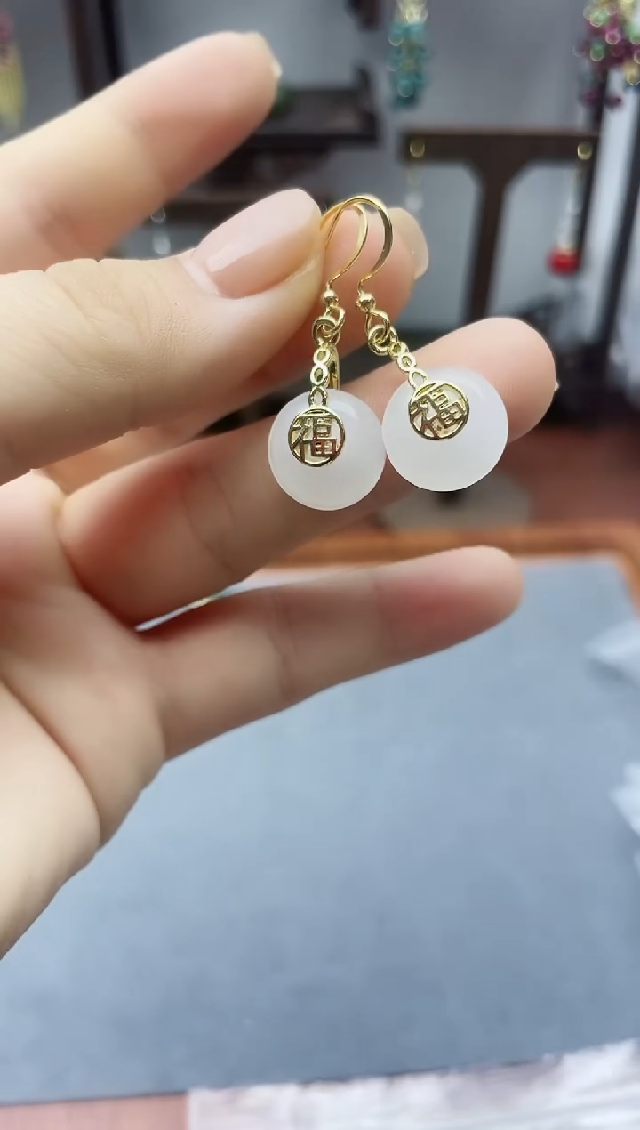 银S925镀金镶嵌和田玉耳饰170000