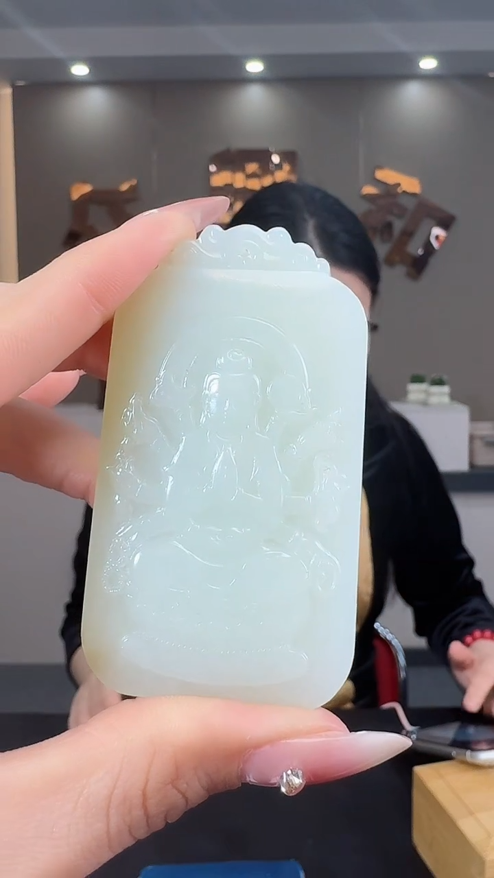 【闪购商品】和田玉颈饰未镶嵌千手观音吊坠