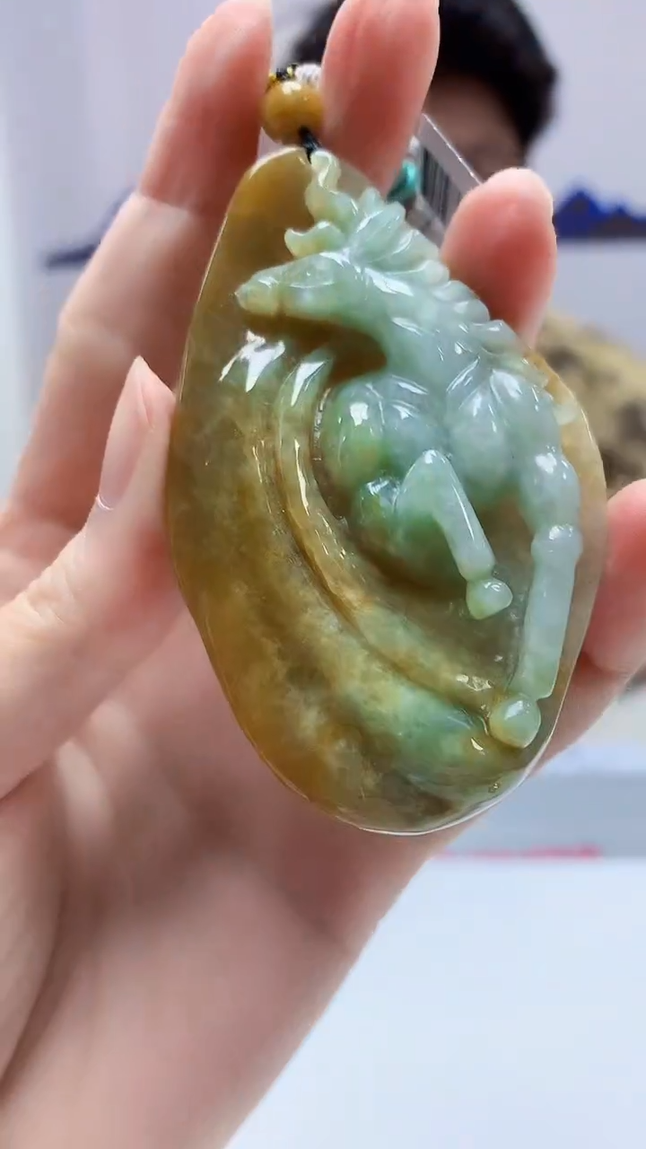 【闪购商品】定制翡翠未镶嵌4688zm-毛货挂件247马牌