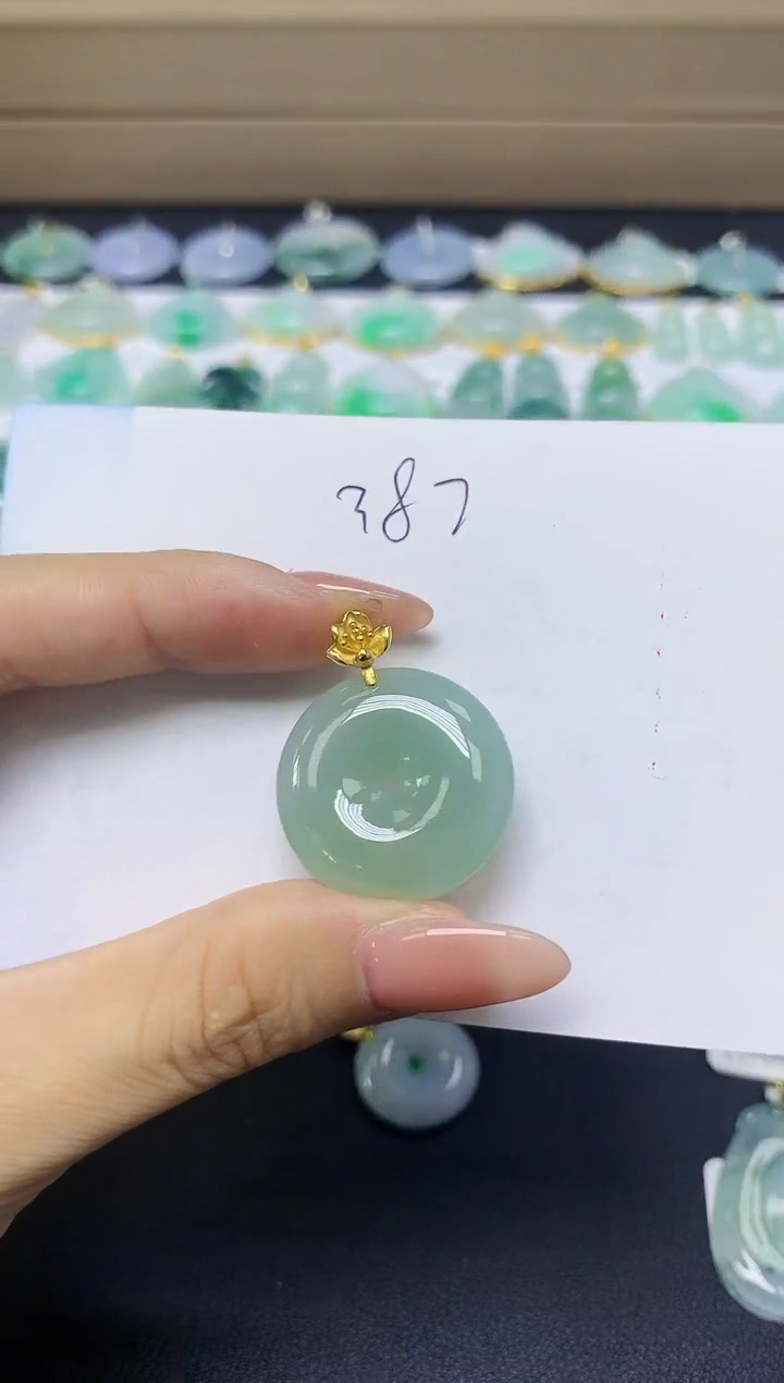 翡翠未镶嵌颈饰天然自然緬甸A貨翡翠
