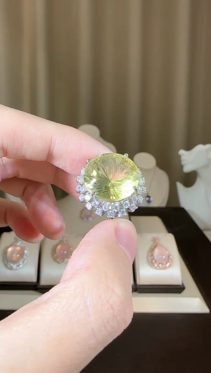 【闪购商品】水晶戒指银S925镶嵌16mm柠檬晶