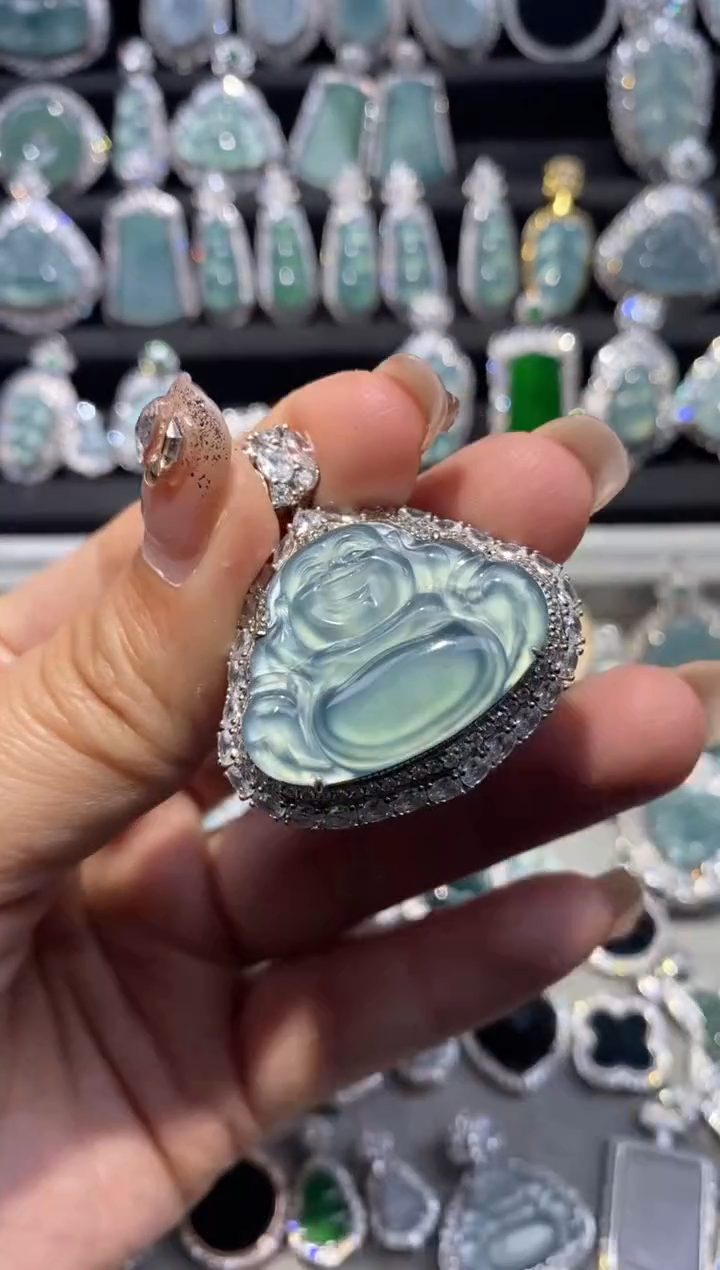 【闪购商品】翡翠颈饰银S925镶嵌翡翠