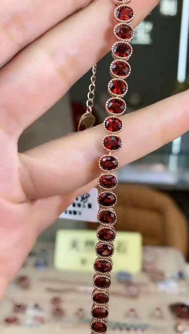 【闪购商品】石榴石手链银S925镶嵌手链