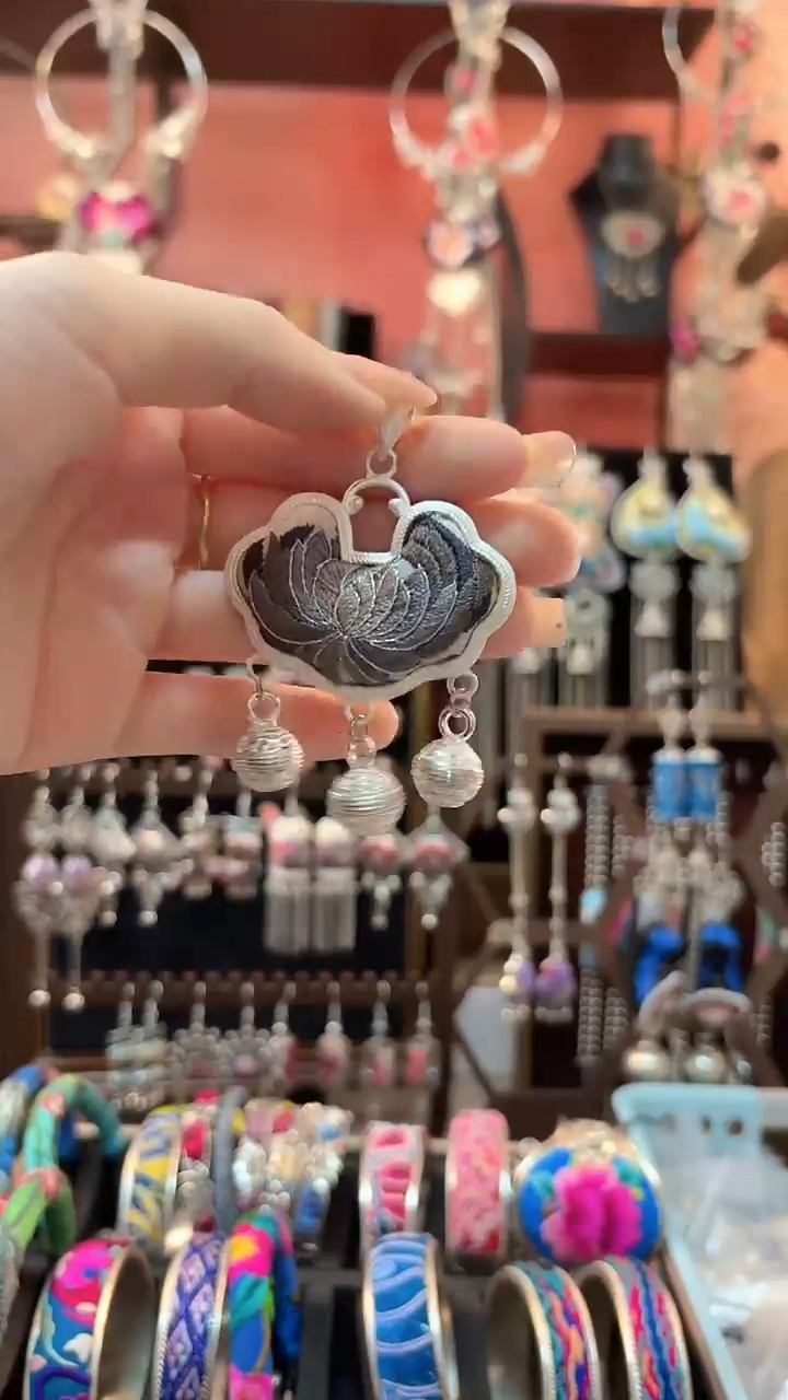 织绣 云织谣民族风精美饰品   37