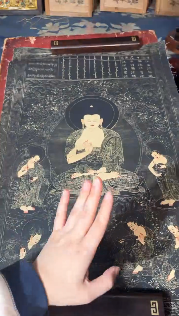 卷轴画龙妹的唐卡tk16