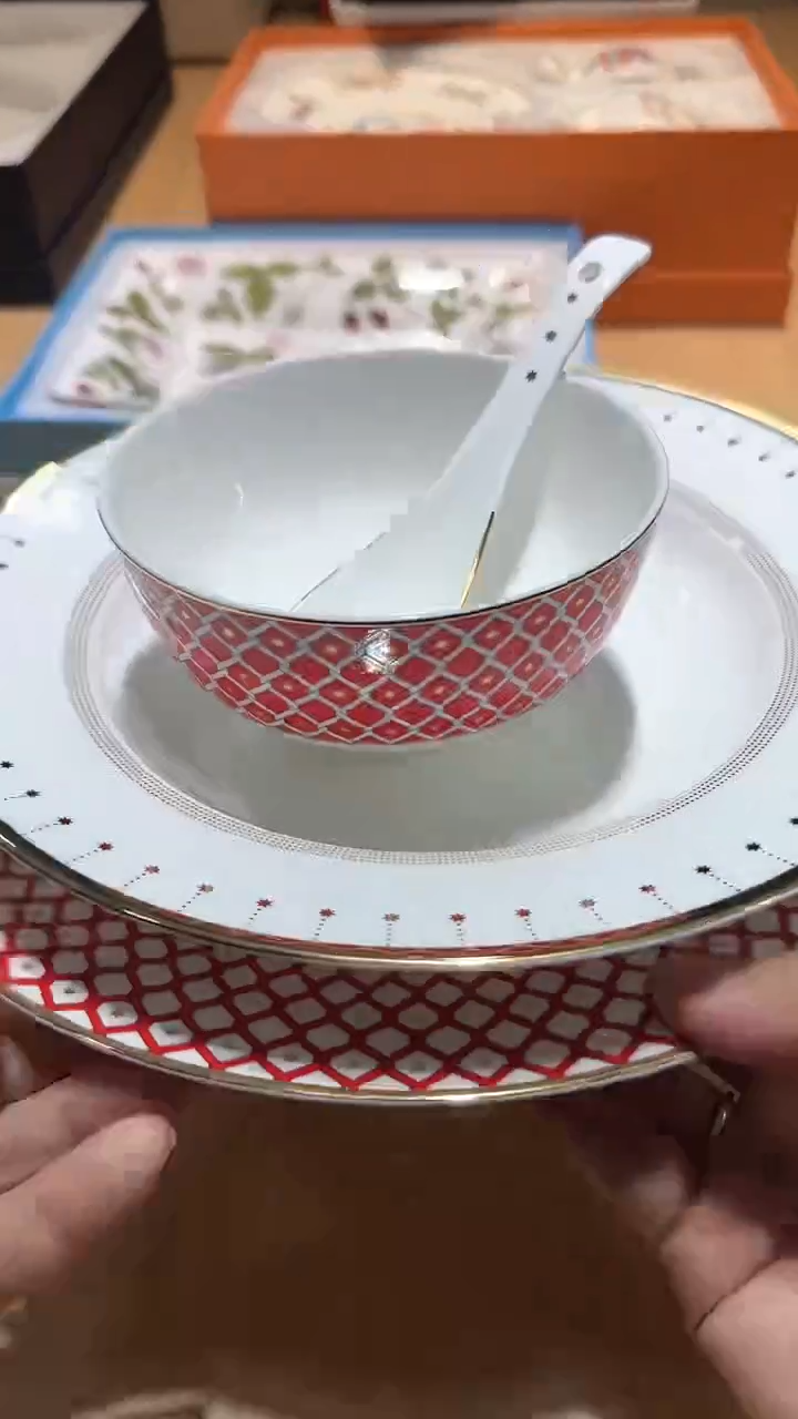 【闪购商品】瓷片锅碗瓢盆一件不剩